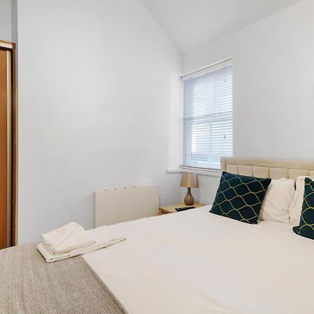 Apt 4, Soho Apartments 2Nd Floor By Indigo Flats Londres Exterior foto