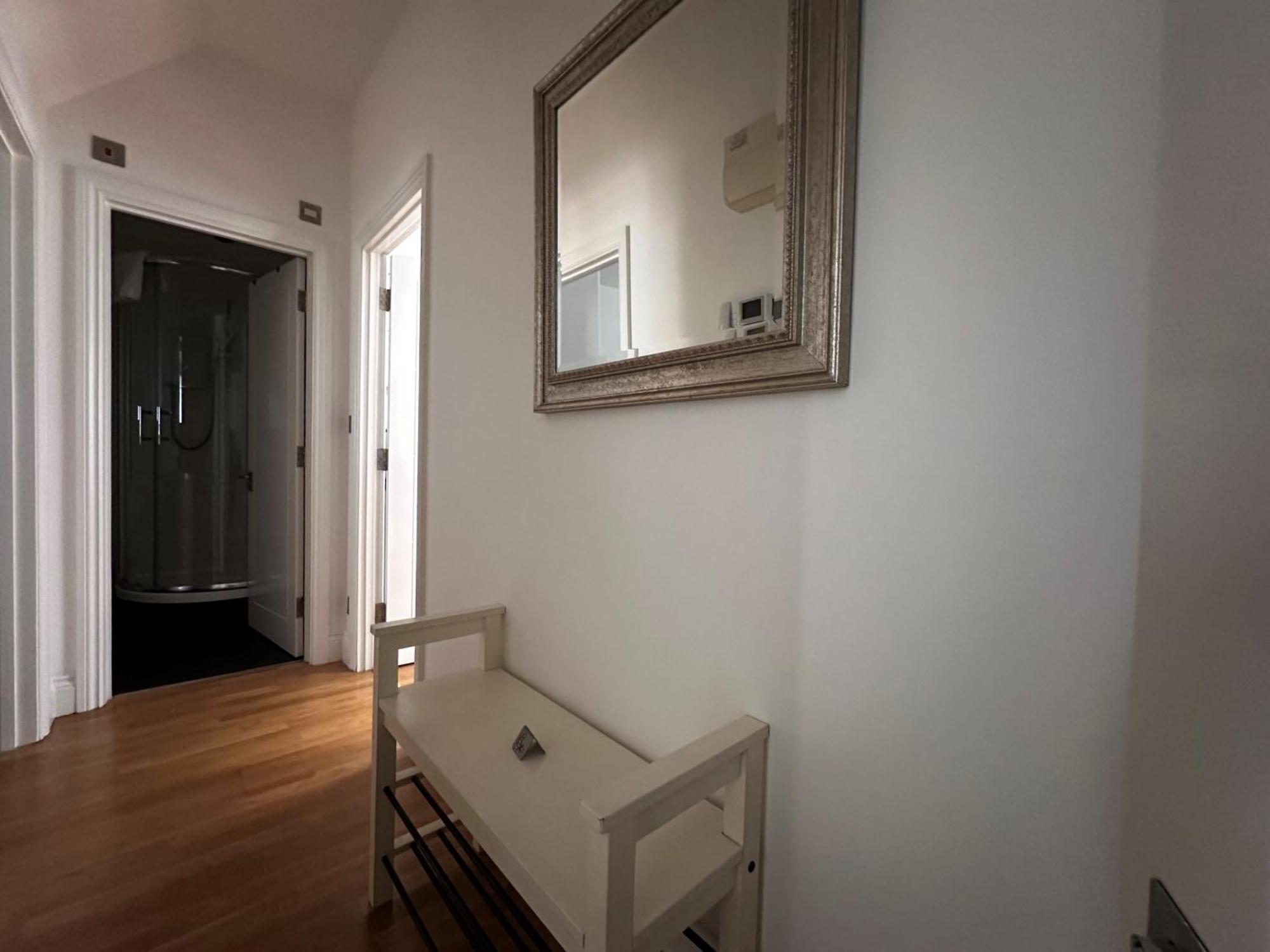 Apt 4, Soho Apartments 2Nd Floor By Indigo Flats Londres Exterior foto