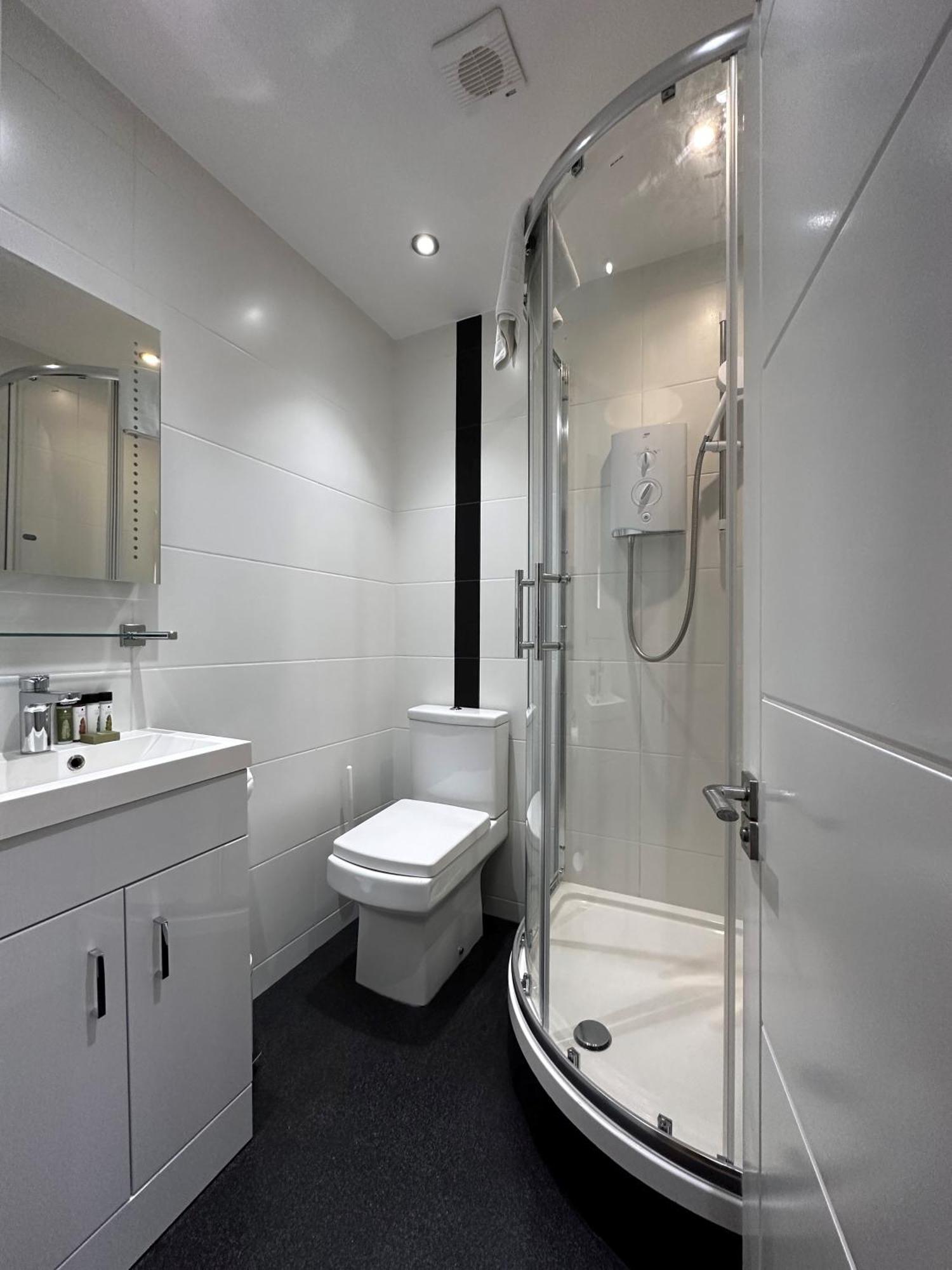 Apt 4, Soho Apartments 2Nd Floor By Indigo Flats Londres Exterior foto