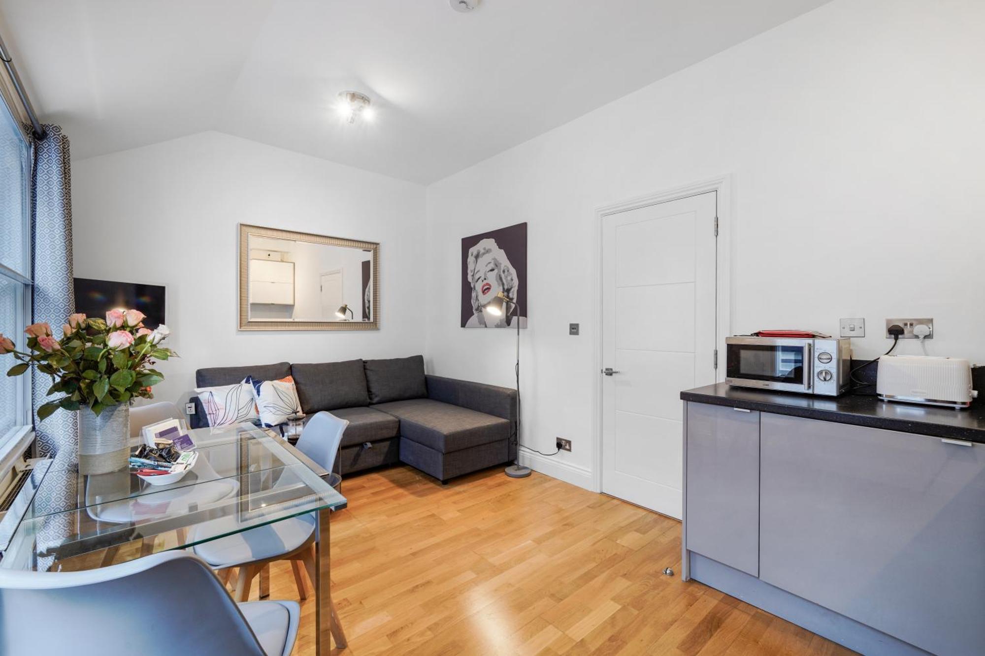 Apt 4, Soho Apartments 2Nd Floor By Indigo Flats Londres Exterior foto
